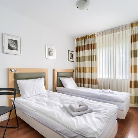 404 Rooms Zamiany Ursynow Varşovia Exterior foto