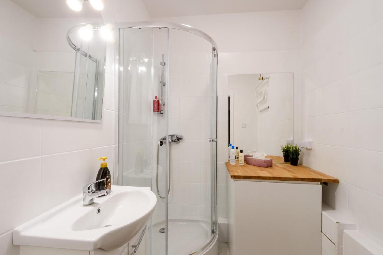 404 Rooms Zamiany Ursynow Varşovia Exterior foto